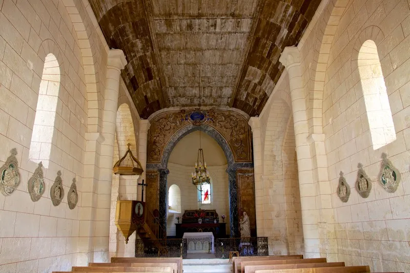 Image qui illustre: Eglise Saint-Etienne à Condat-sur-Trincou - 1