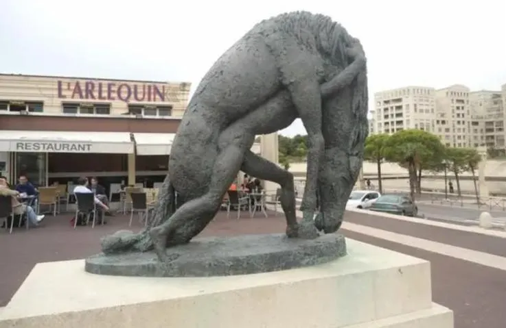 Image qui illustre: Statue d’Orlando Furioso