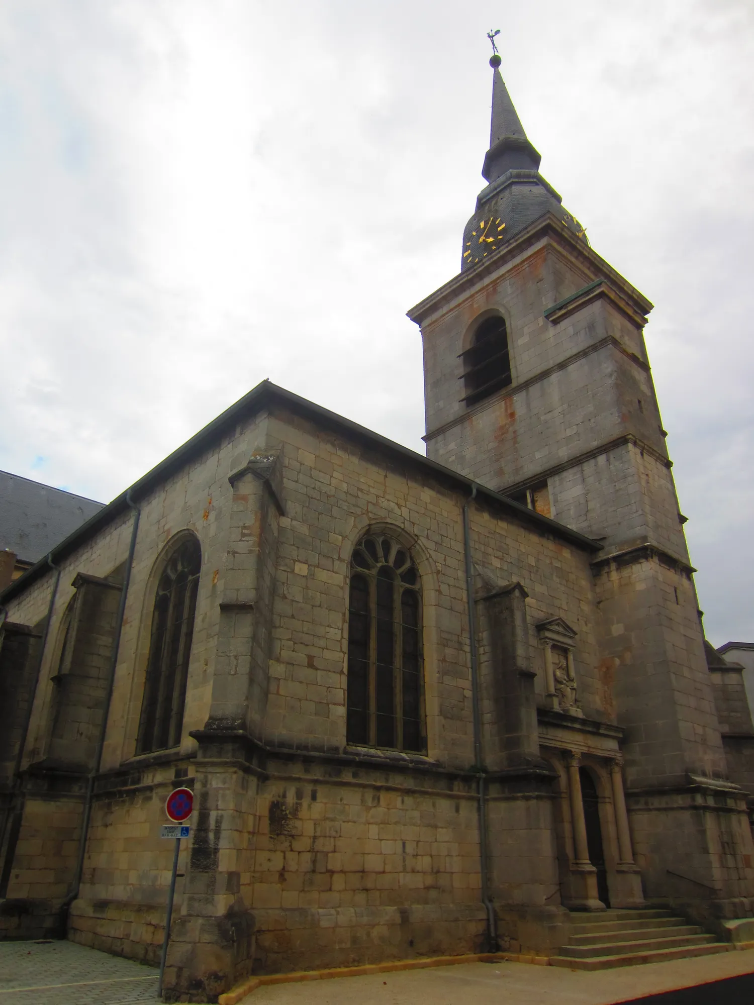 Image qui illustre: Eglise Saint Pantaleon à Commercy - 0