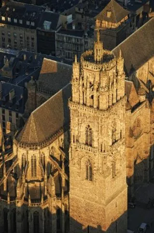 Image qui illustre: Cathédrale Notre-dame De Rodez