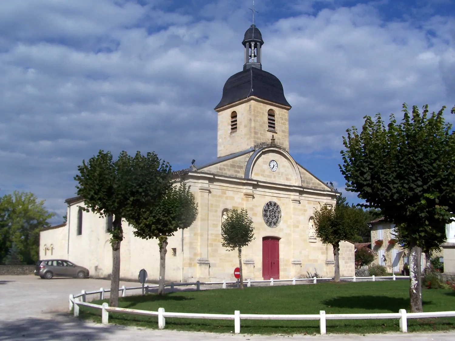 Image qui illustre: Eglise Saint-Sévère de Saint-Selve à Saint-Selve - 0