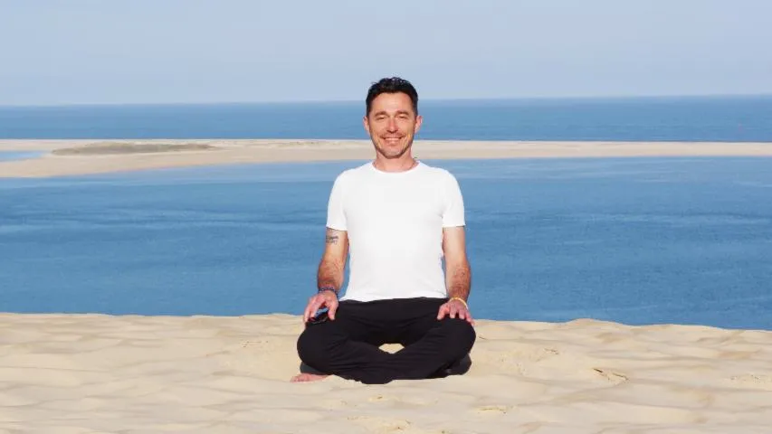 Image qui illustre: Cours de Yoga postural avec Guillaume