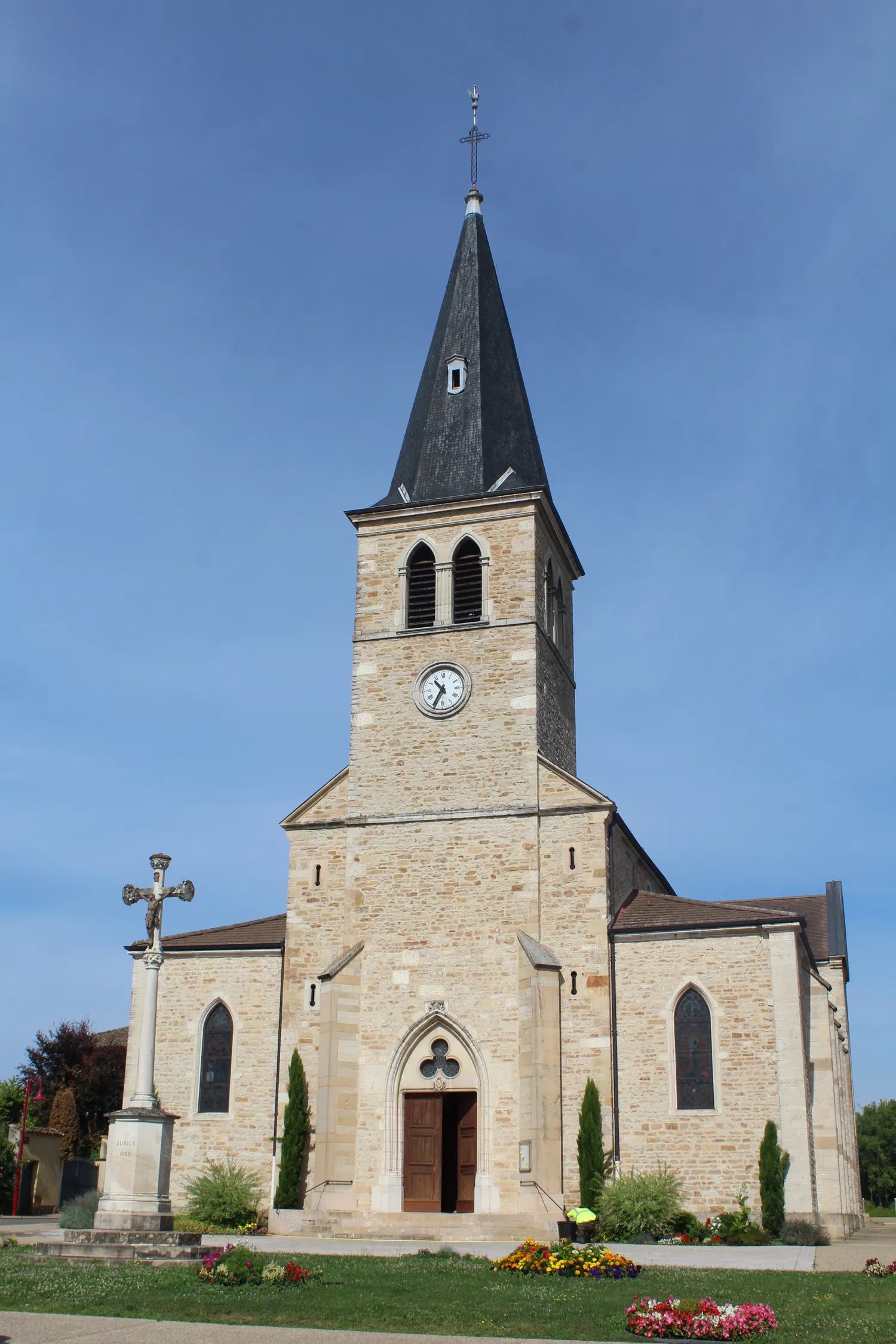 Image qui illustre: Eglise Saint-Martin de Grièges à Grièges - 0