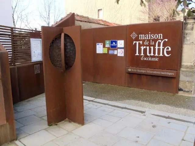 Image qui illustre: Maison De La Truffe D'occitanie