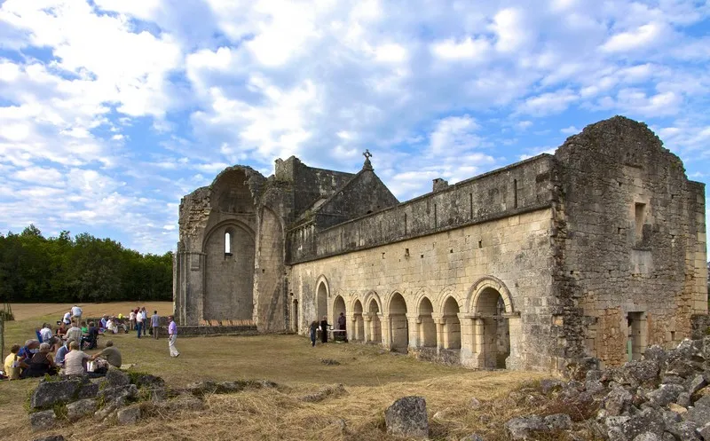Image qui illustre: Abbaye de Boschaud à Villars - 2