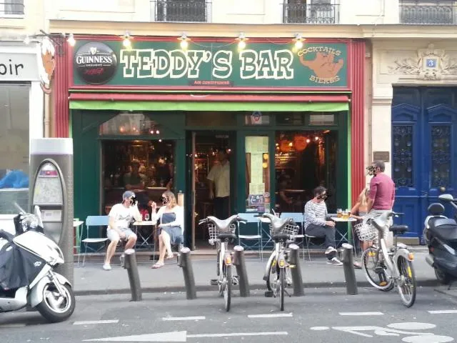 Image qui illustre: Teddy's Bar