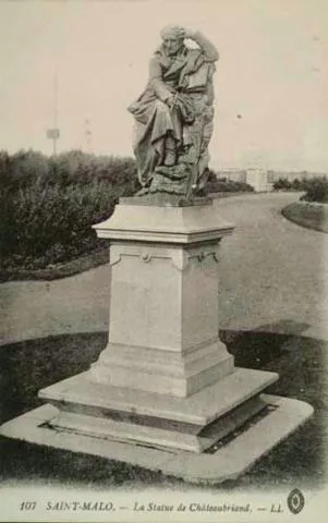 Image qui illustre: Monument à Châteaubriand