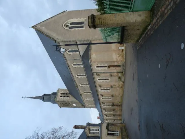 Image qui illustre: Eglise Saint Germain De Chavagnes