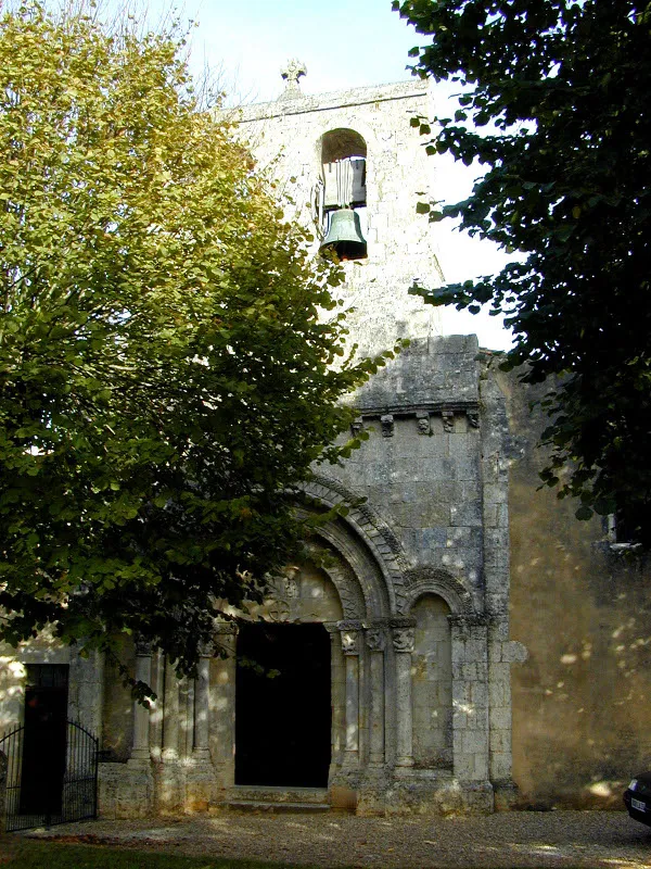 Image qui illustre: Eglise Saint-Saturnin de Cardan à Cardan - 2