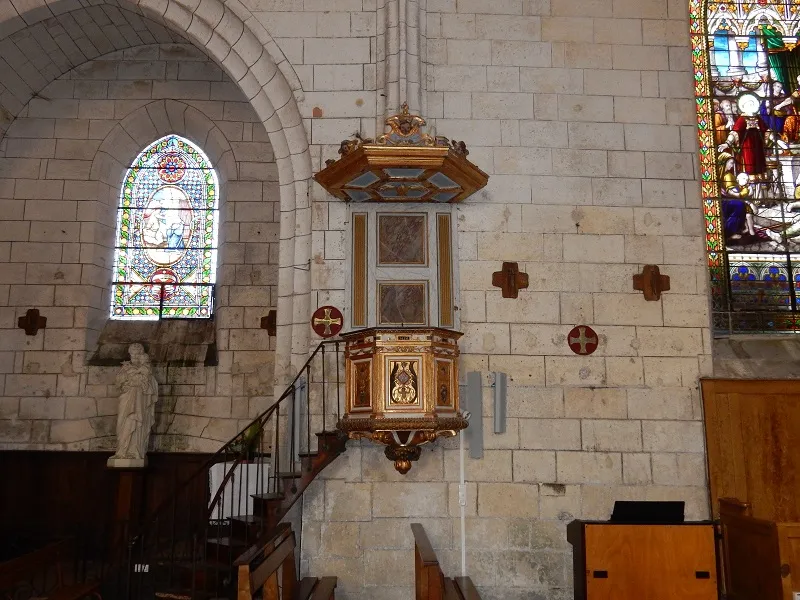Image qui illustre: Eglise Saint-Laurent à Mareuil en Périgord - 2