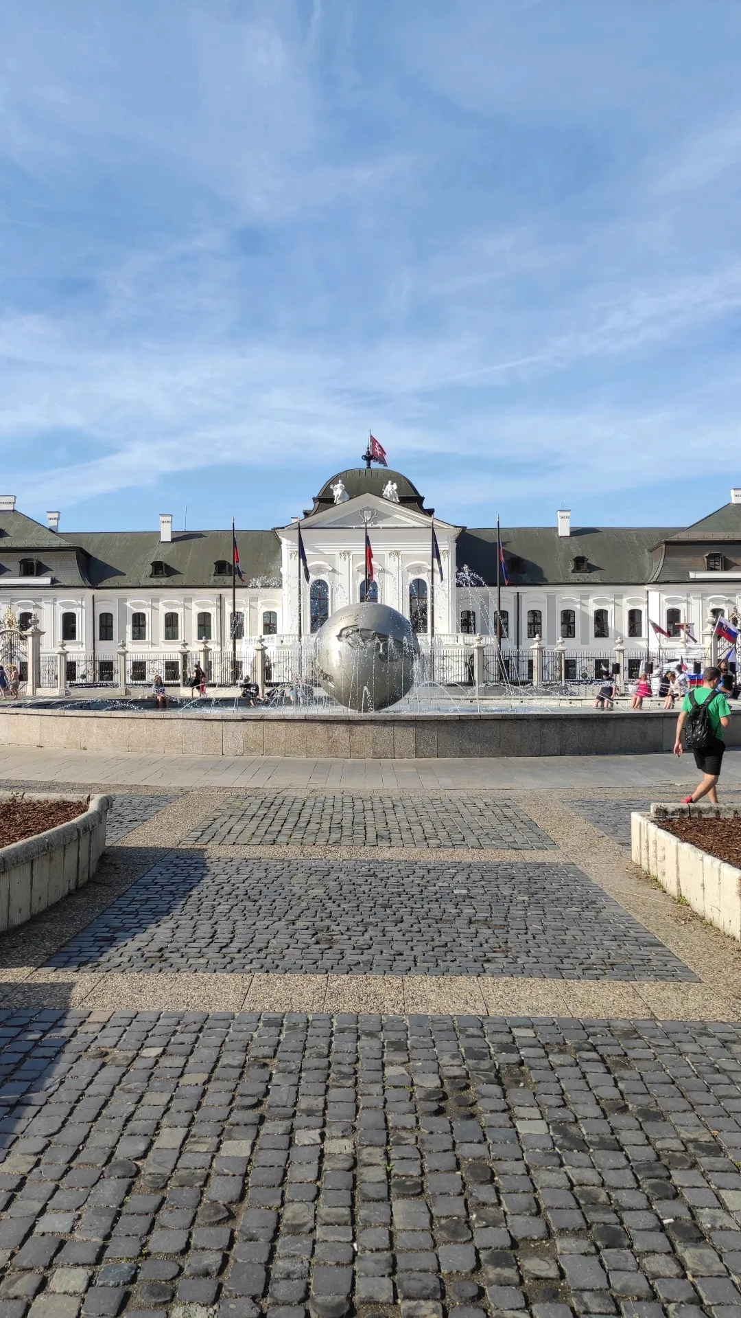 Image qui illustre: Palais présidentiel de Slovaquie