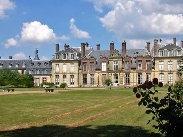 Image qui illustre: Château de Thoiry