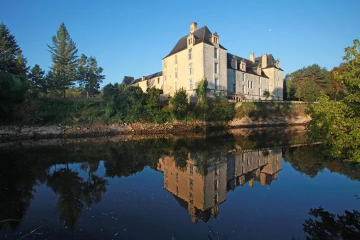 Image qui illustre: Château de Sauveboeuf