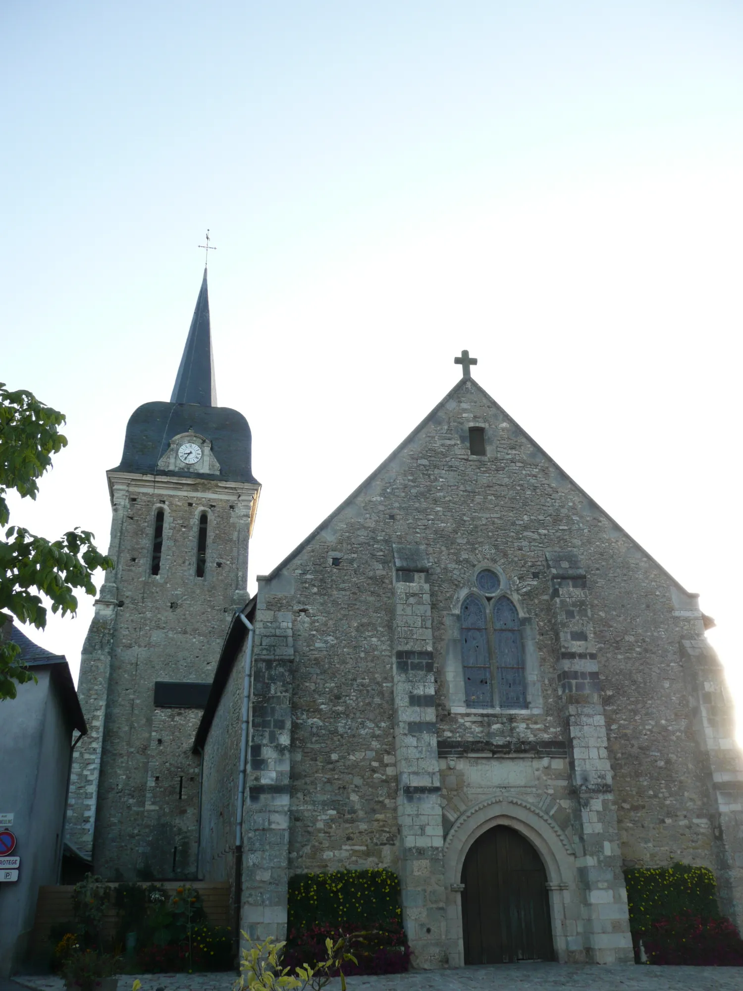 Image qui illustre: Église Notre-dame - Brissarthe à Les Hauts-d'Anjou - 0