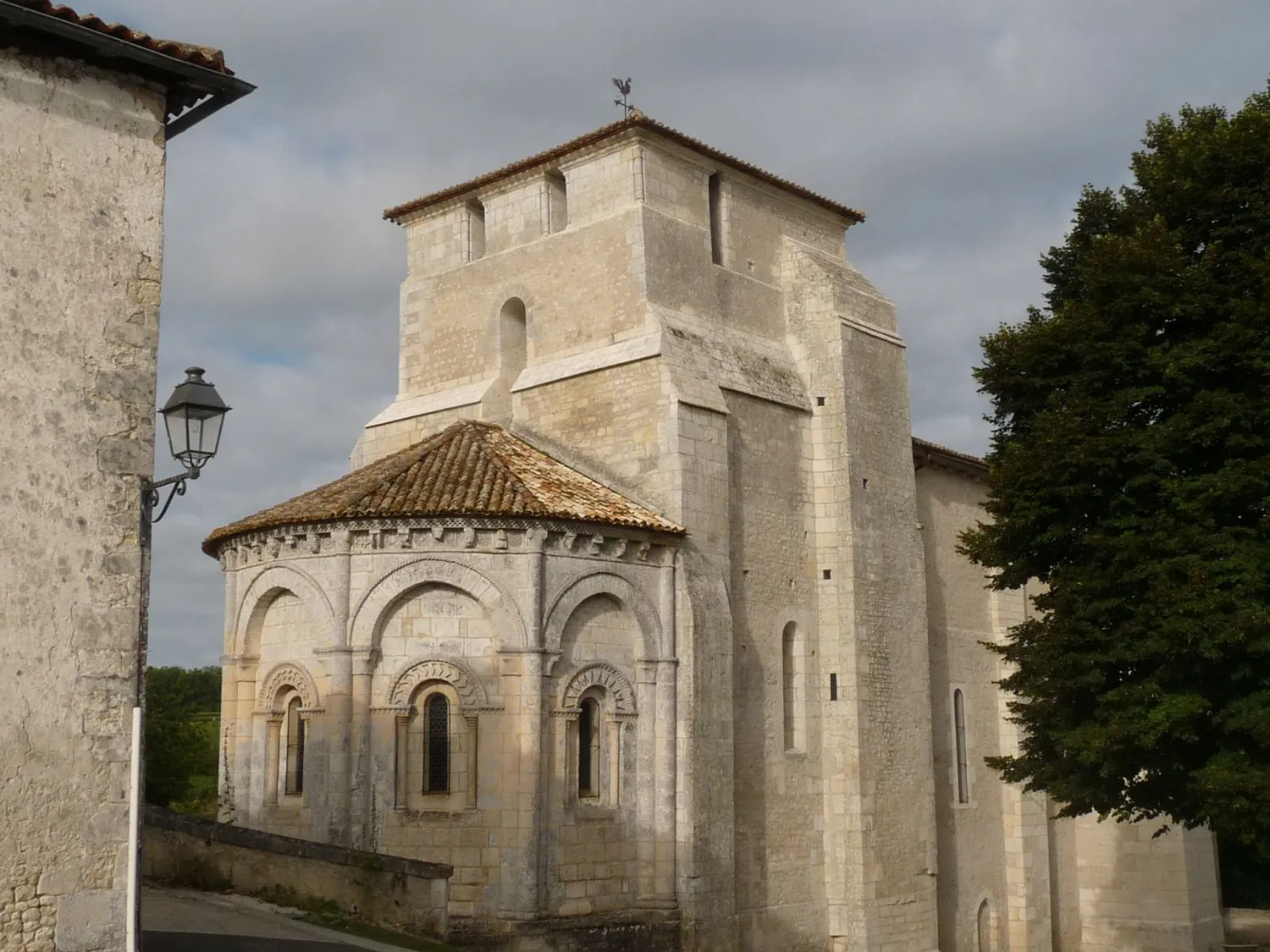 Image qui illustre: Eglise Saint-Pardoux à Barret - 0