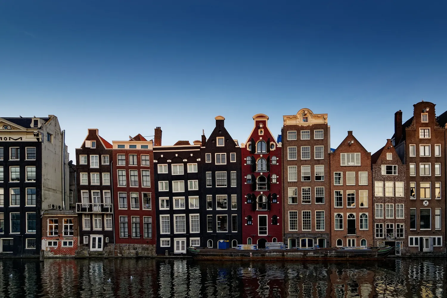 Image qui illustre: Amsterdam à  - 0