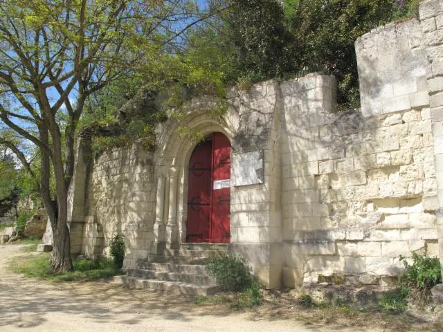Image qui illustre: Chapelle Sainte-radegonde