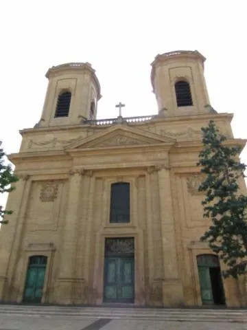 Image qui illustre: Église Saint-maximin