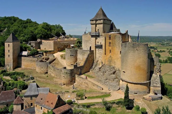 Image qui illustre: Château De Castelnaud - Musée De La Guerre Au Moyen Age