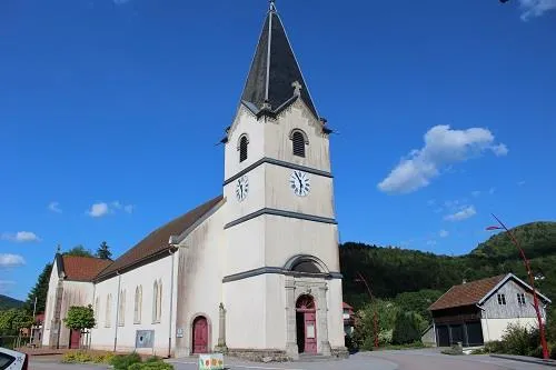 Image qui illustre: Église Du Menil