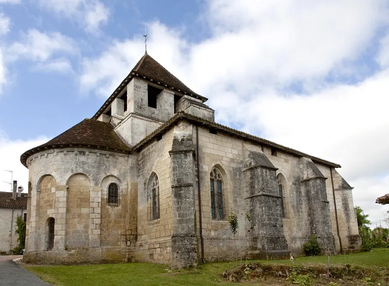 Image qui illustre: Eglise Saint-Pantaléon à Brantôme en Périgord - 0