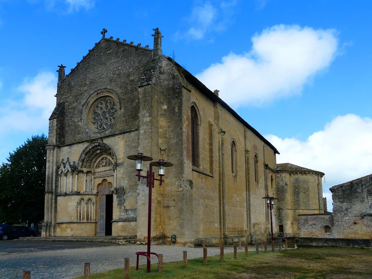 Image qui illustre: Eglise Saint-Sauveur de Saint-Macaire à Saint-Macaire - 2