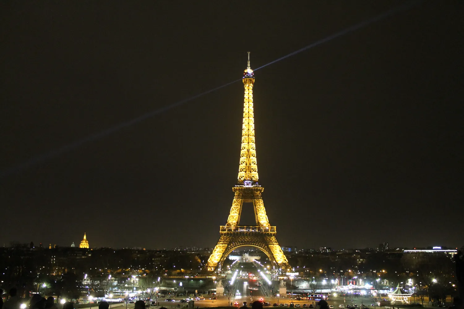 Image qui illustre: La Tour Eiffel à Paris - 2