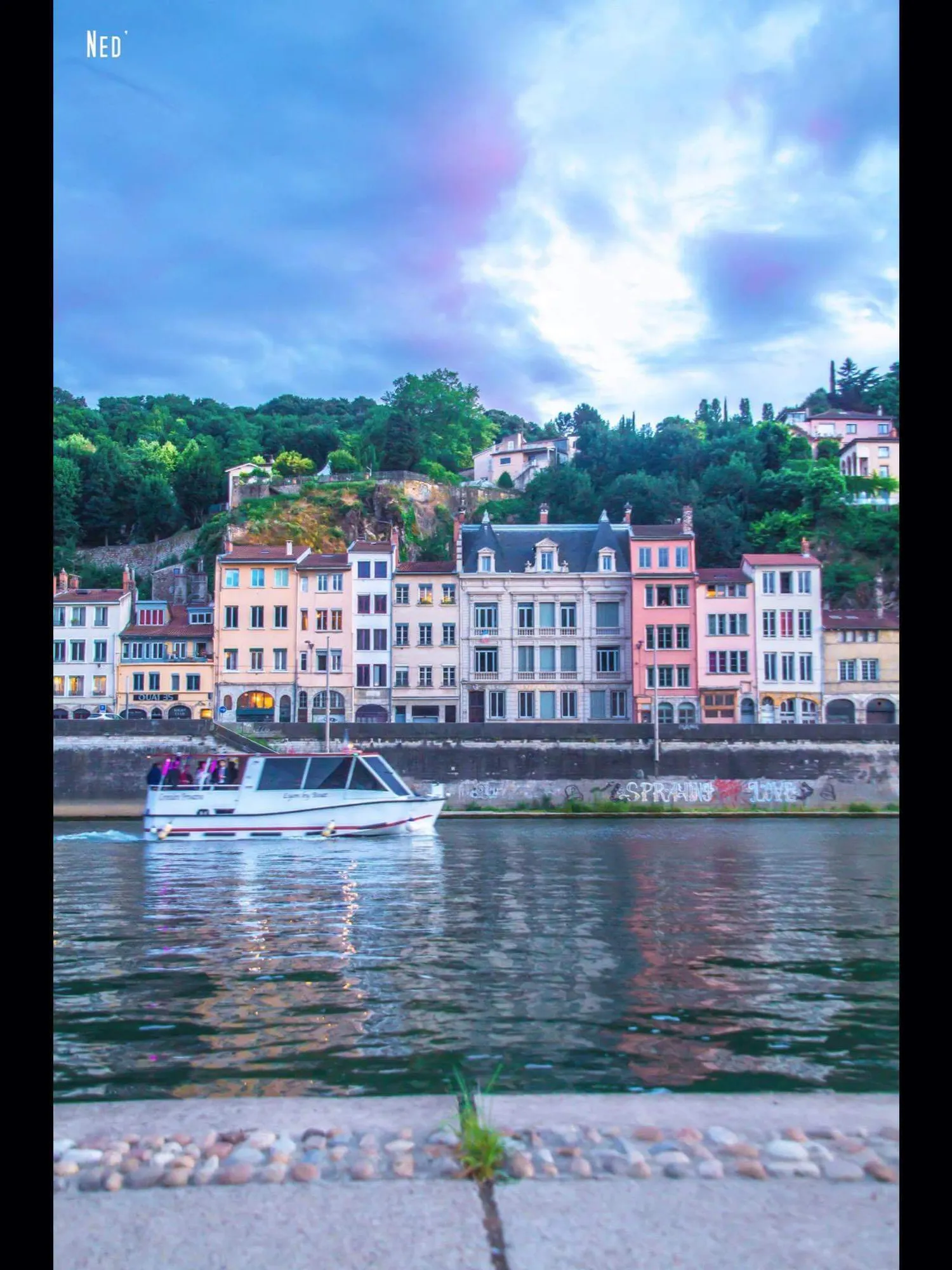 Image qui illustre: Lyon By Boat à Lyon - 2