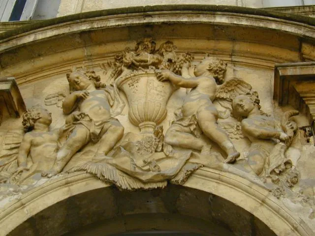 Image qui illustre: Hôtel Des Trésoriers De La Bourse