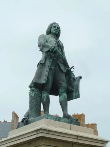 Image qui illustre: Statue de la Bourdonnais