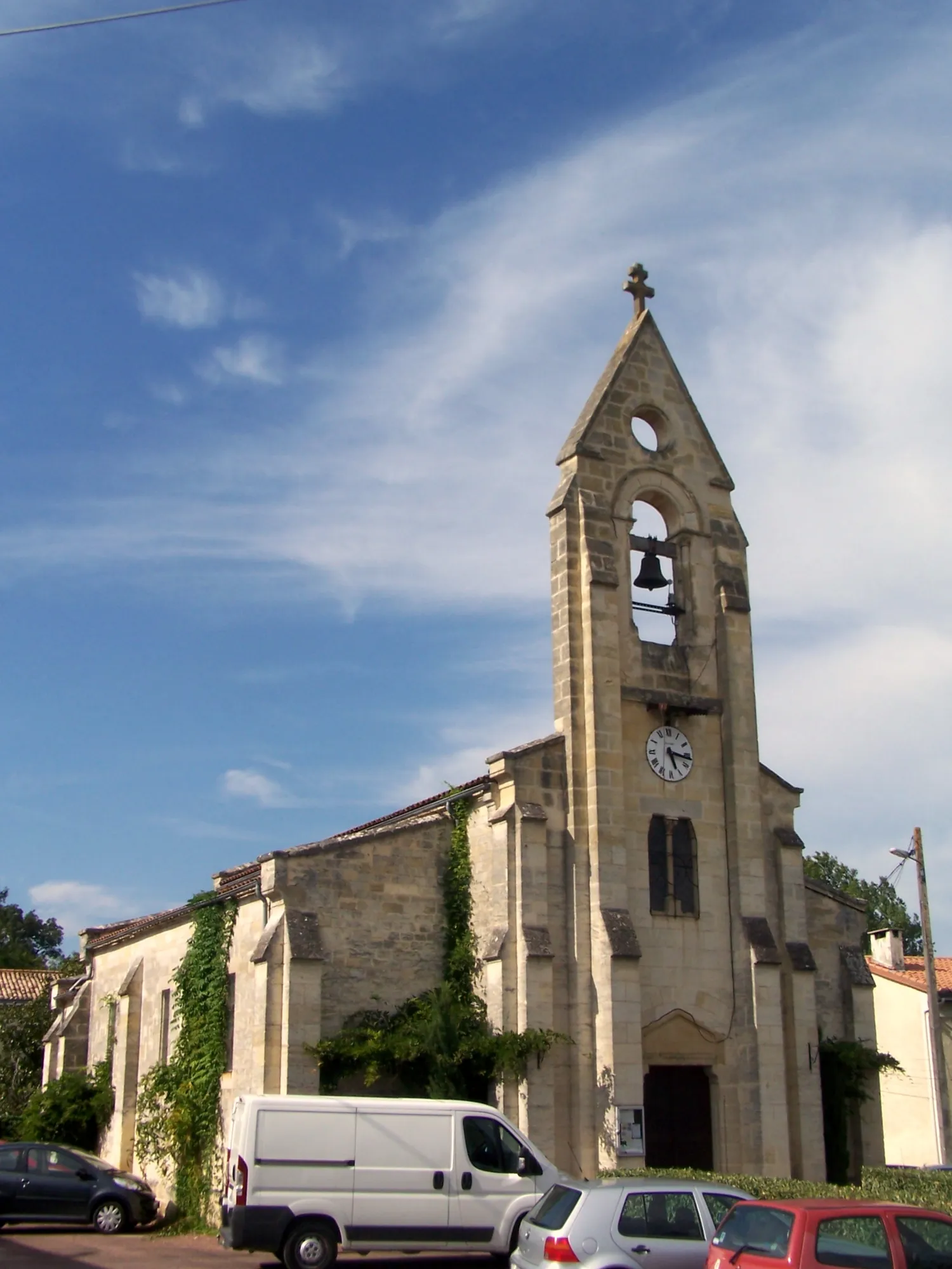 Image qui illustre: Eglise Saint-Clément de Coma d'Ayguemorte-les-Graves à Ayguemorte-les-Graves - 0