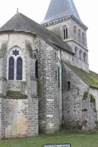 Image qui illustre: Eglise Saint Pierre de Beauchery