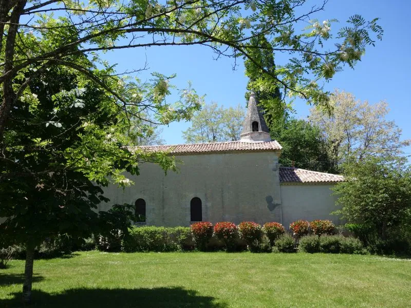 Image qui illustre: Eglise Saint-Romain de Lartigue à Lartigue - 0