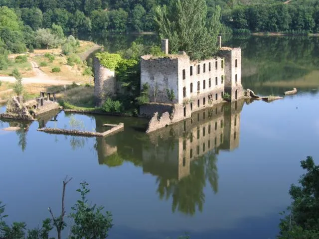Image qui illustre: Château de Grandval
