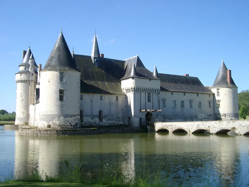 Image qui illustre: Château du Plessis-Bourré  à Écuillé - 0