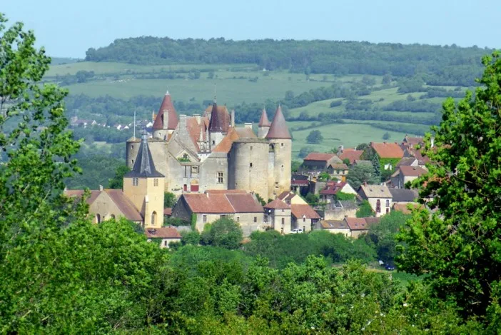 Image qui illustre: Village De Châteauneuf à Châteauneuf - 0