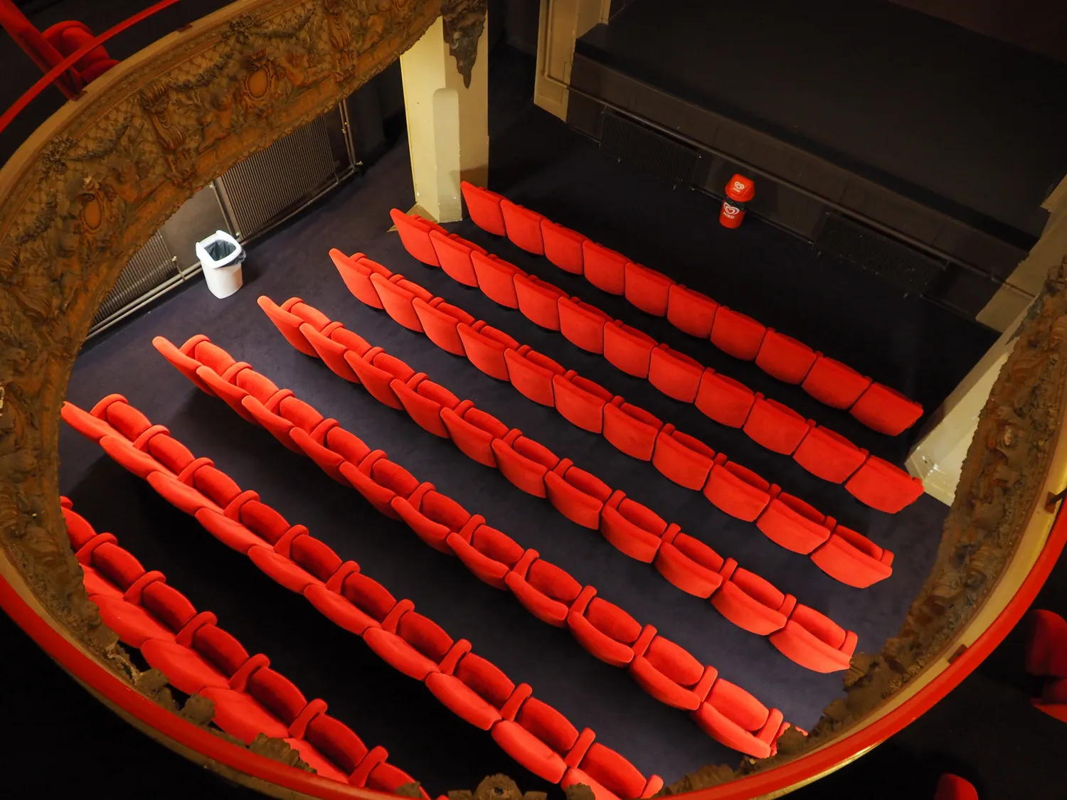 Image qui illustre: Ancien Théâtre Le Scala à Neufchâteau - 2
