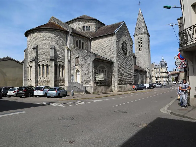 Image qui illustre: Église St-sauveur à Verdun - 0