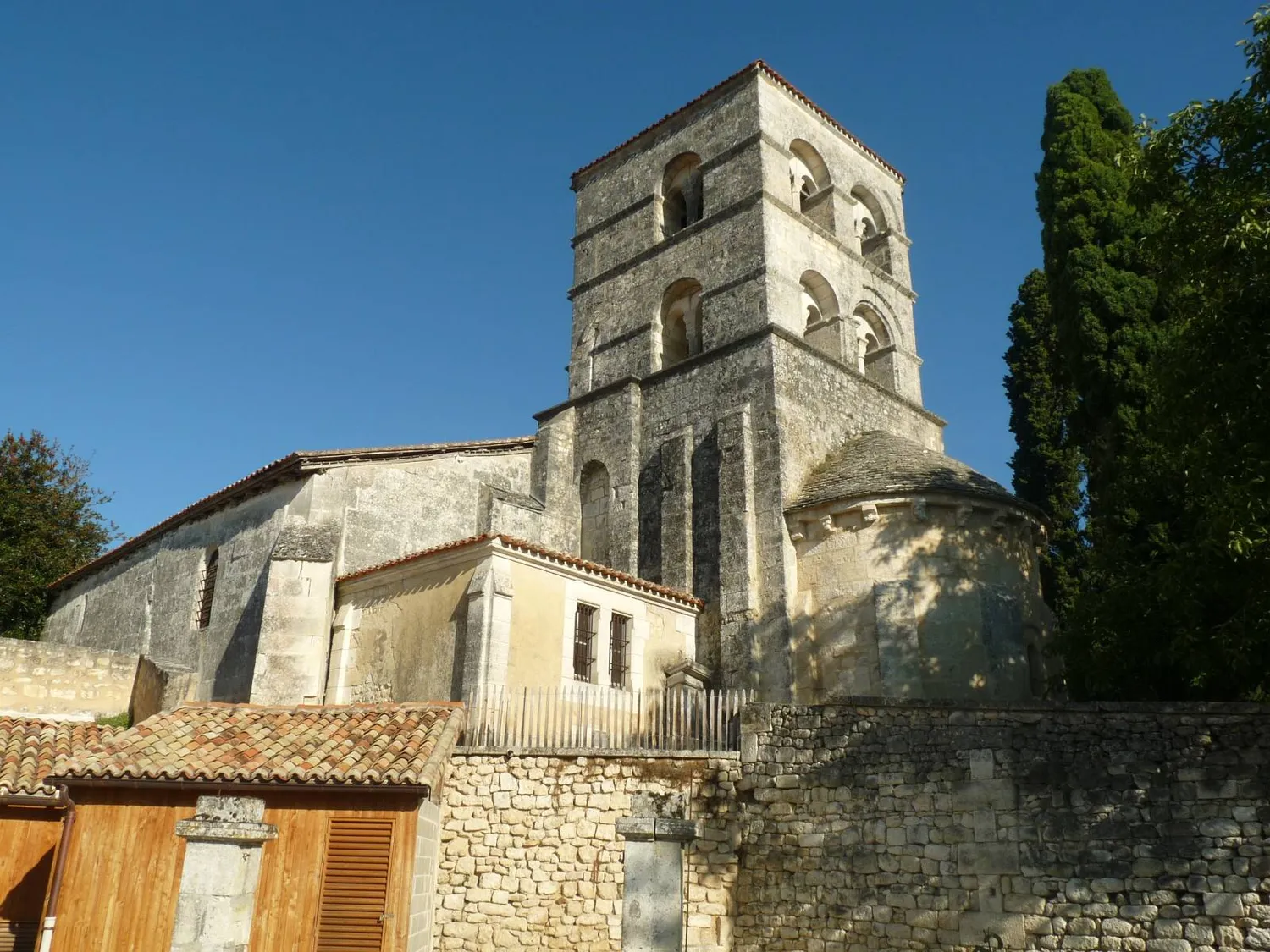 Image qui illustre: Eglise Saint-Pierre d'Edon à Édon - 0