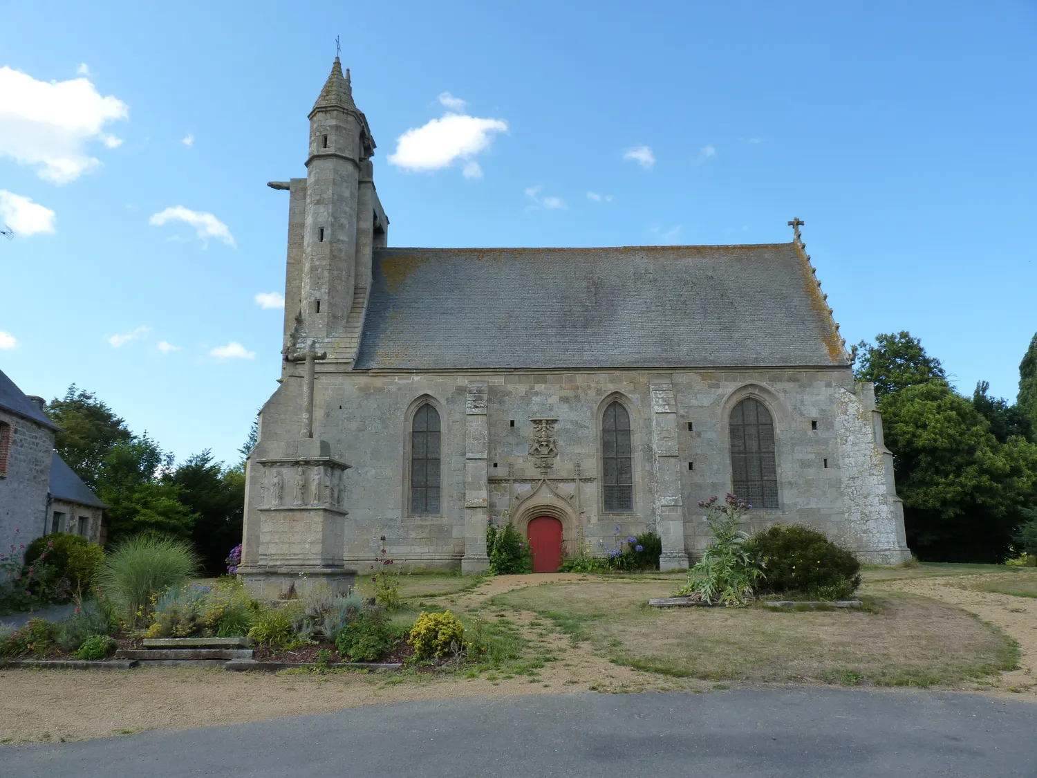 Image qui illustre: Chapelle Du Paradis à Pommerit-le-Vicomte - 0