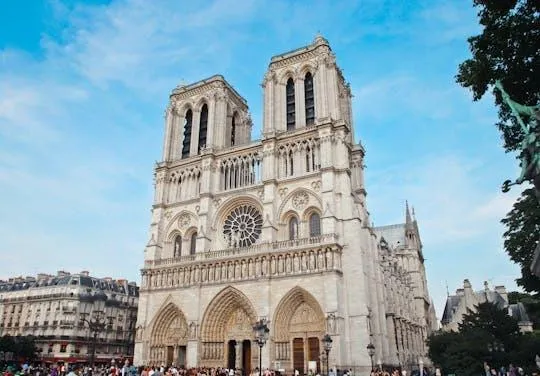 Image qui illustre: Visite audio autoguidée de Sainte Chapelle et de Notre Dame