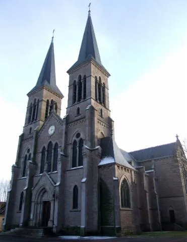 Image qui illustre: Église Saint-henri