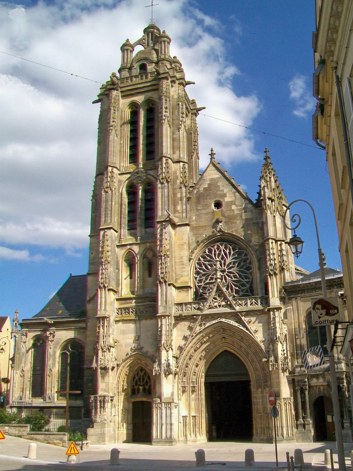 Image qui illustre: Cathédrale Saint Maclou à Pontoise - 0