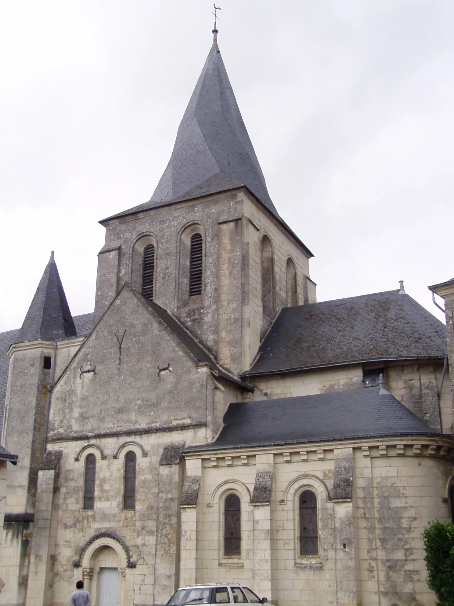 Image qui illustre: Église Saint-martin-de-vertou à Les Bois d'Anjou - 0