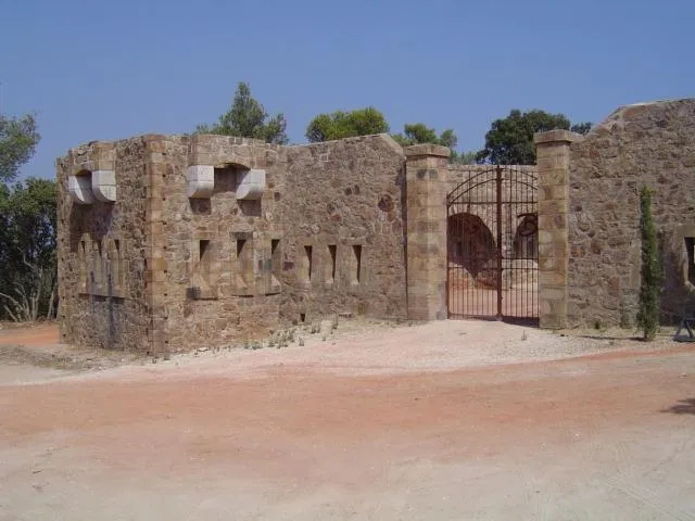 Image qui illustre: Fort de la Bayarde