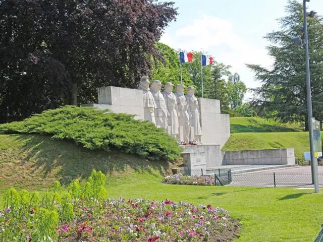 Image qui illustre: Monument Aux Enfants De Verdun Morts Pour La France