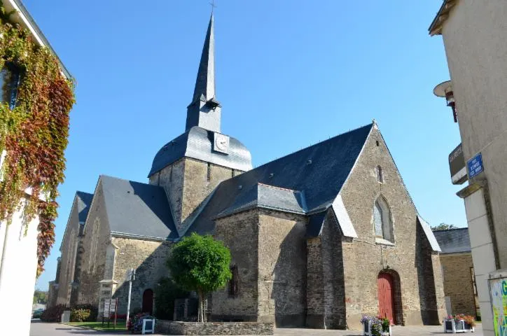 Image qui illustre: Église Saint-jouin