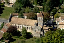 Image qui illustre: Eglise Saint-Hilaire de Melle à Melle - 1