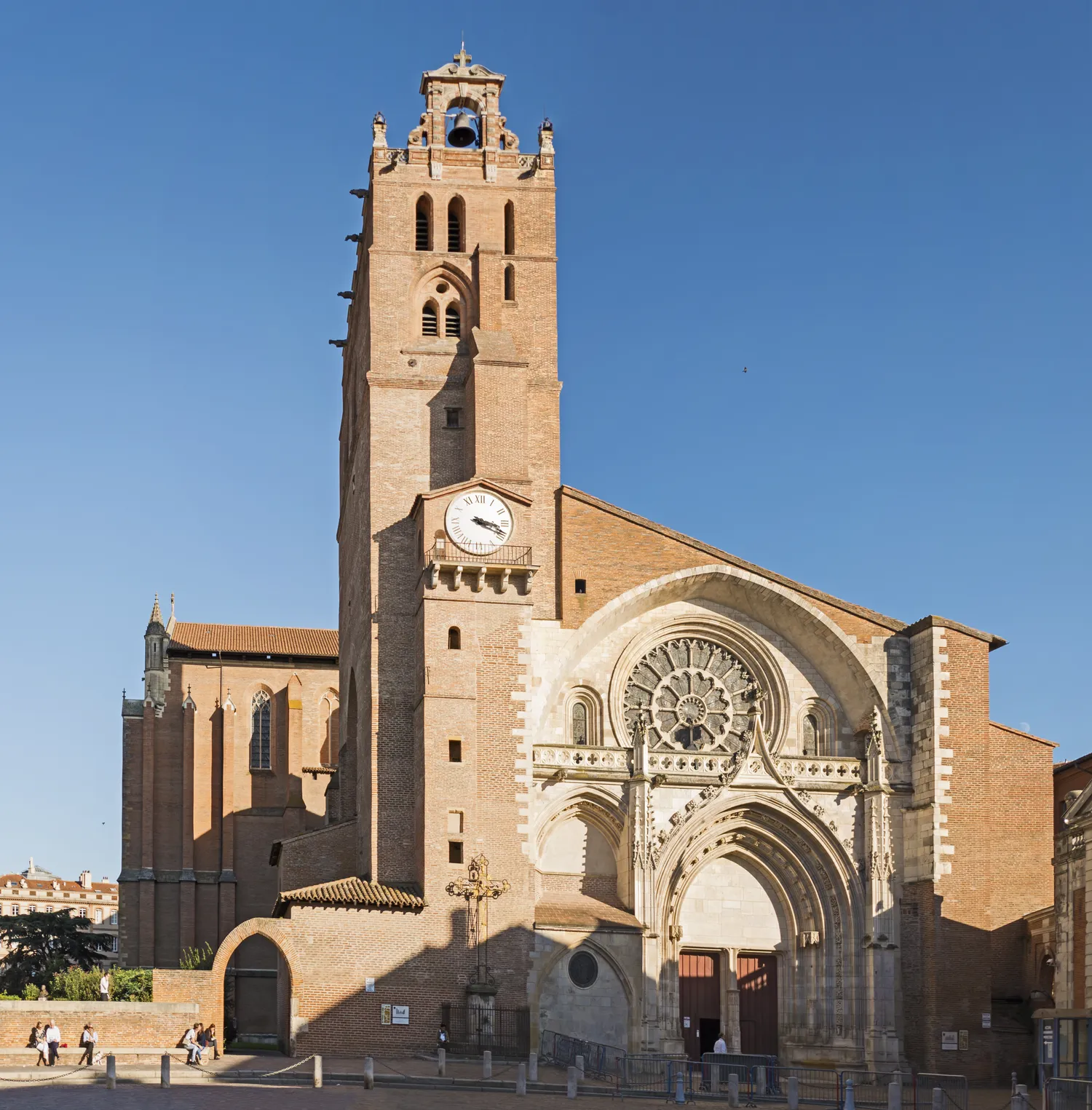 Image qui illustre: La Cathedrale Saint-etienne à Toulouse - 0