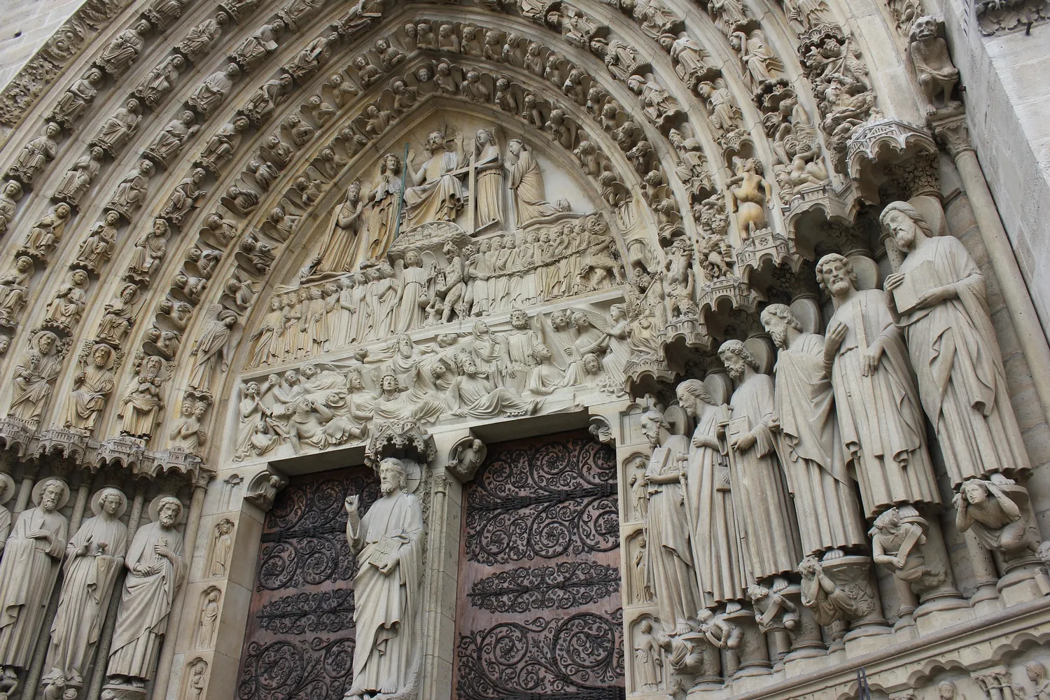 Image qui illustre: Cathédrale Notre-Dame de Paris à Paris - 1